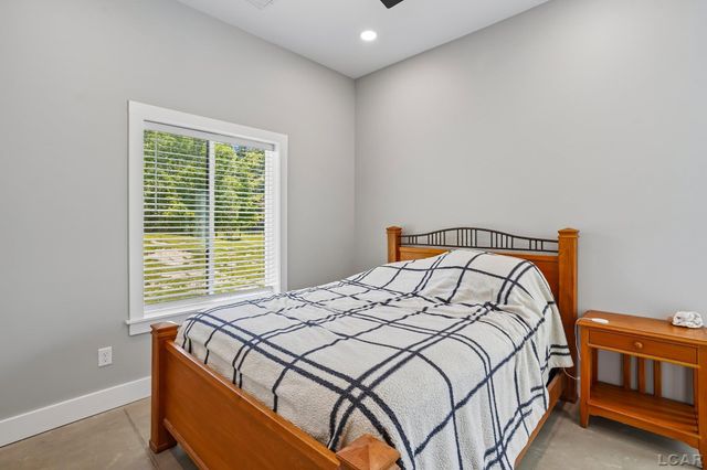 20785 Hogan Road, Manchester, MI 48158