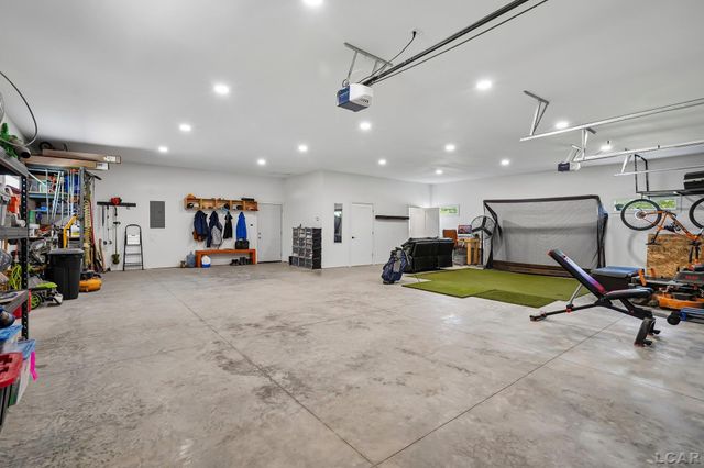 20785 Hogan Road, Manchester, MI 48158