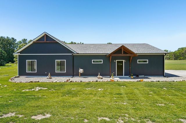 20785 Hogan Road, Manchester, MI 48158