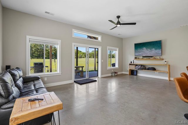 20785 Hogan Road, Manchester, MI 48158