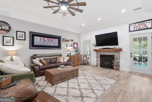 221 Saint Pauls Road, Guyton, GA 31312