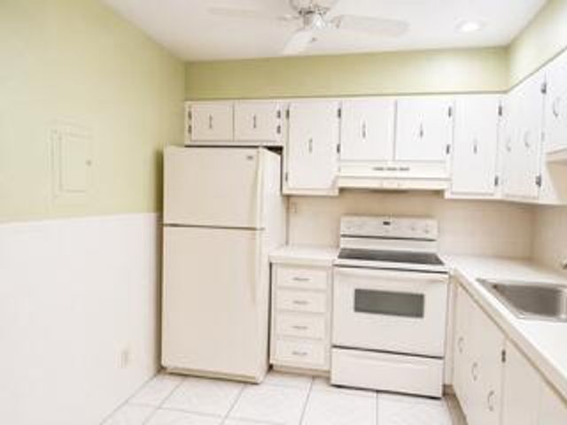 175 Flanders D, Delray Beach, FL 33484
