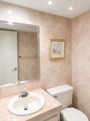 175 Flanders D, Delray Beach, FL 33484