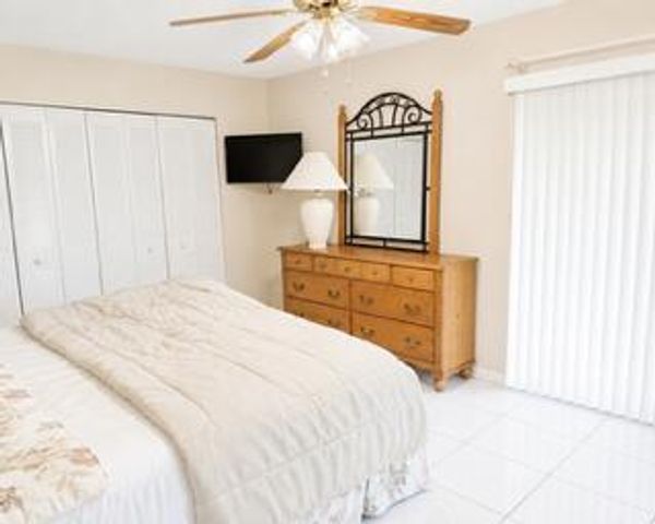175 Flanders D, Delray Beach, FL 33484