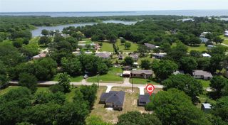 917 Redoak Drive, West Tawakoni, TX 75474