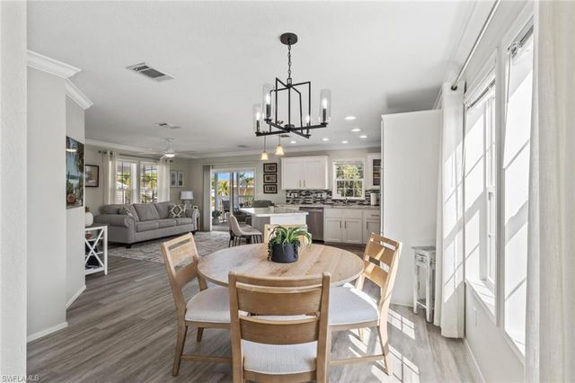 37 Ronald DR, Fort Myers, FL 33908