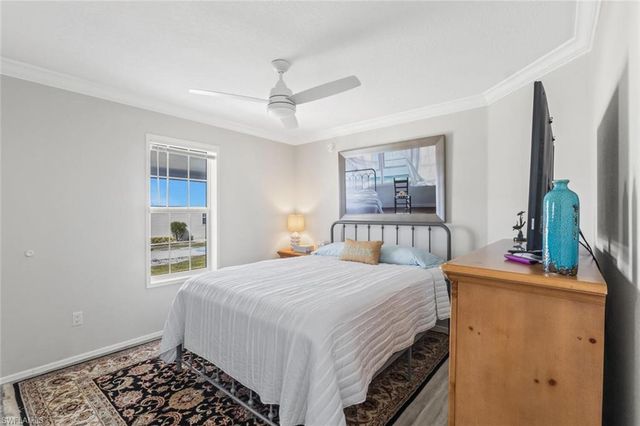 37 Ronald DR, Fort Myers, FL 33908