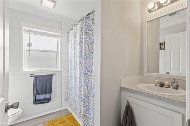 37 Ronald DR, Fort Myers, FL 33908