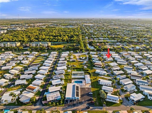 37 Ronald DR, Fort Myers, FL 33908