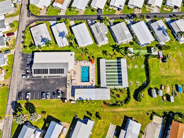 37 Ronald DR, Fort Myers, FL 33908