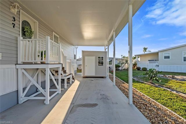 37 Ronald DR, Fort Myers, FL 33908