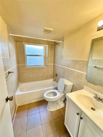 12165 Royal Palm Boulevard 3c, Coral Springs, FL 33065