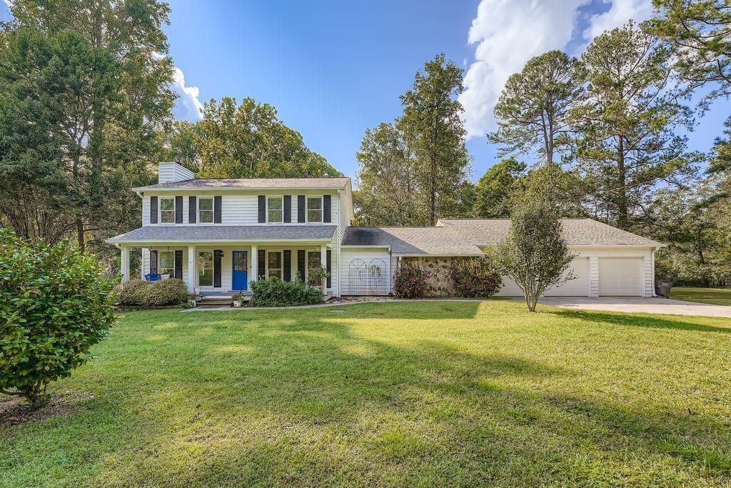 2295 Inverwood NW Drive, Acworth, GA 30101