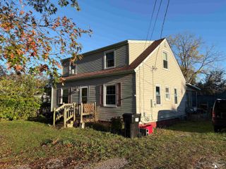 3274 W Albain Road, Monroe, MI 48161