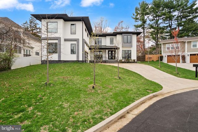 1054 KINGLET CT, Mclean, VA 22101