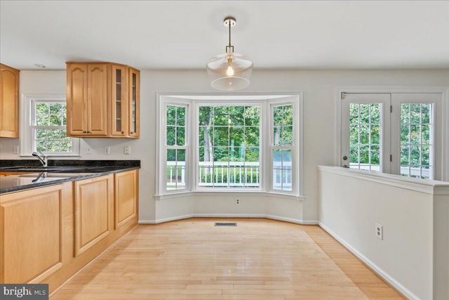 13109 ROUNDING RUN CIR, Herndon, VA 20171