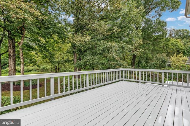 13109 ROUNDING RUN CIR, Herndon, VA 20171