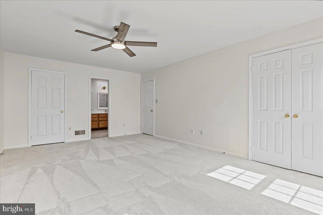13109 ROUNDING RUN CIR, Herndon, VA 20171