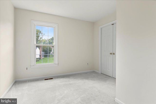 13109 ROUNDING RUN CIR, Herndon, VA 20171