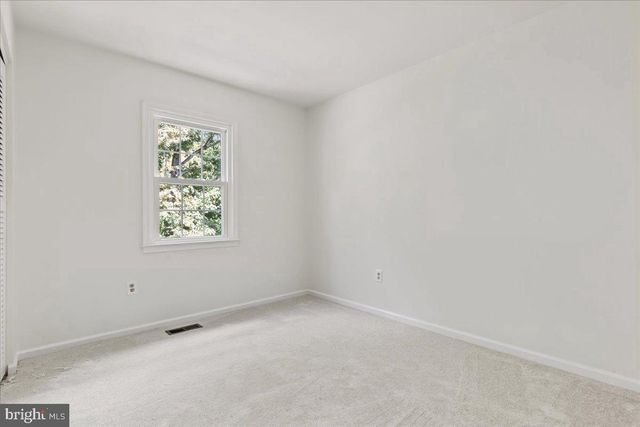 13109 ROUNDING RUN CIR, Herndon, VA 20171