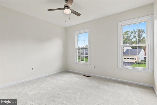 13109 ROUNDING RUN CIR, Herndon, VA 20171