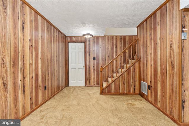 13109 ROUNDING RUN CIR, Herndon, VA 20171