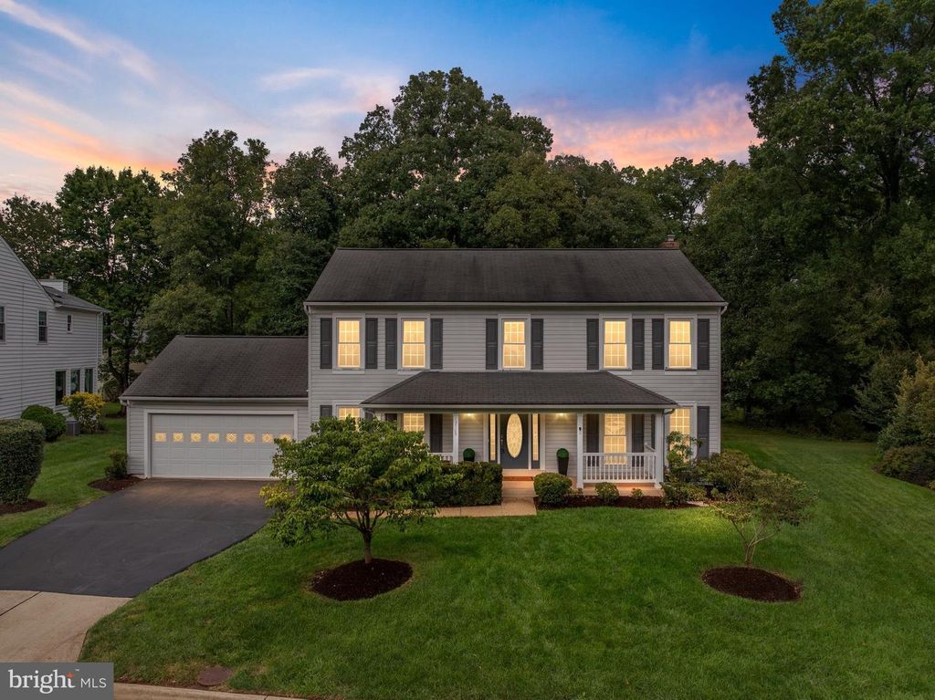 13109 ROUNDING RUN CIR, Herndon, VA 20171
