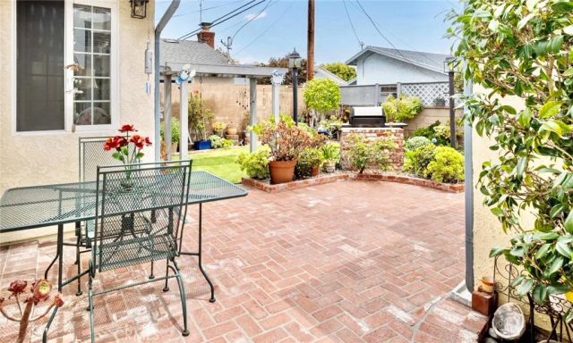 21310 Ladeene Avenue, Torrance, CA 90503