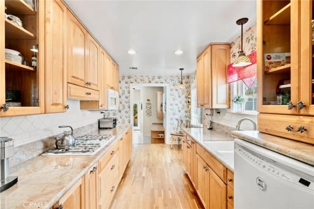 21310 Ladeene Avenue, Torrance, CA 90503
