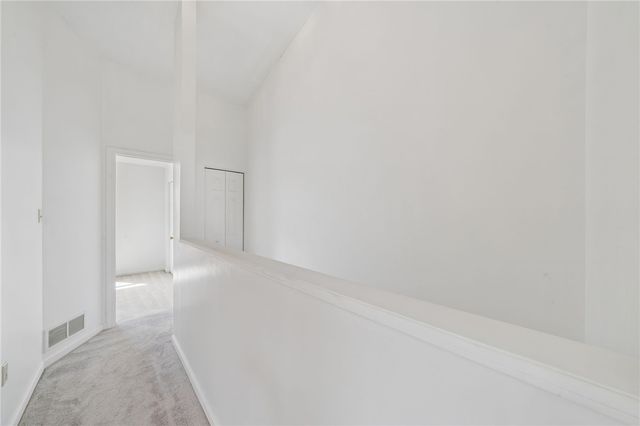 127 Parliament Place, Whitehall, PA 15236