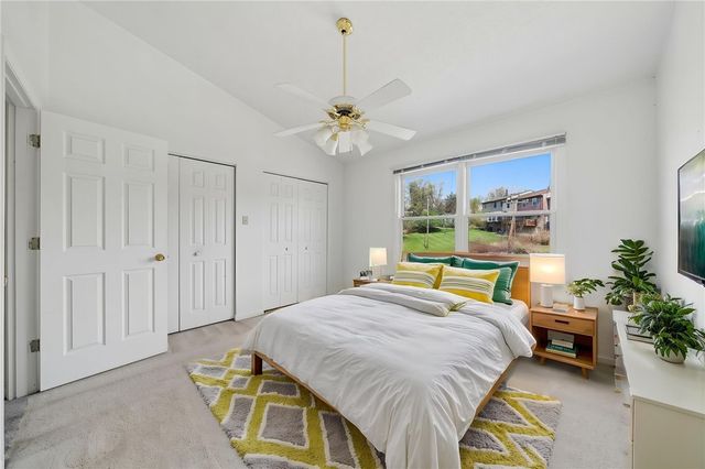 127 Parliament Place, Whitehall, PA 15236