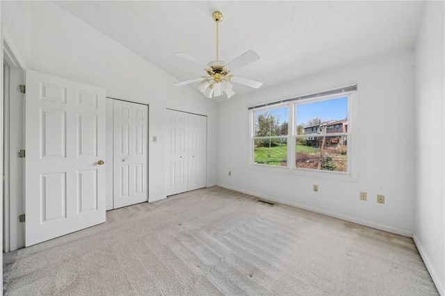 127 Parliament Place, Whitehall, PA 15236
