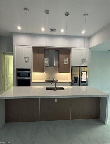 3279 10th AVE SE, Naples, FL 34117