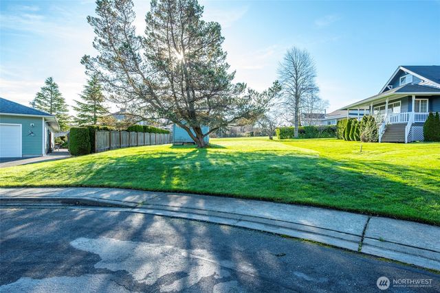0 xxx 35th Place, Anacortes, WA 98221