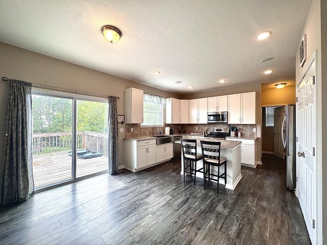 1021 Golden Oak Drive, Hamilton, OH 45013