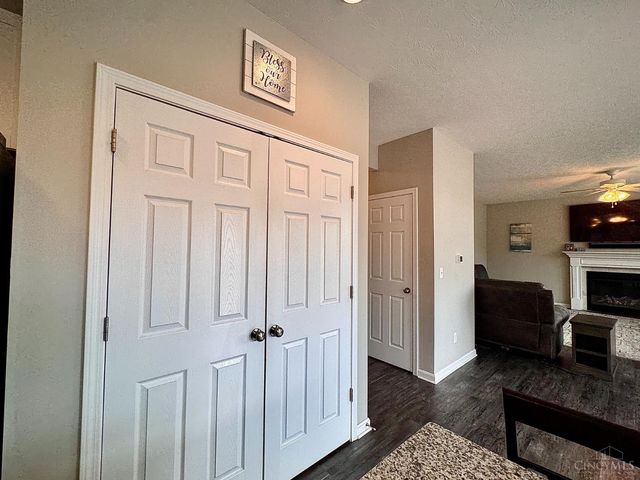 1021 Golden Oak Drive, Hamilton, OH 45013