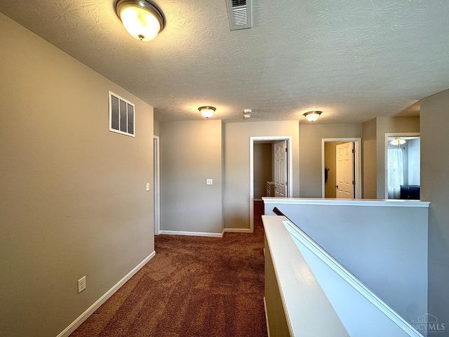 1021 Golden Oak Drive, Hamilton, OH 45013