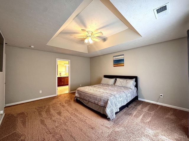 1021 Golden Oak Drive, Hamilton, OH 45013