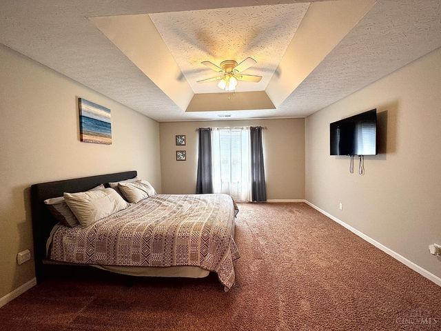 1021 Golden Oak Drive, Hamilton, OH 45013
