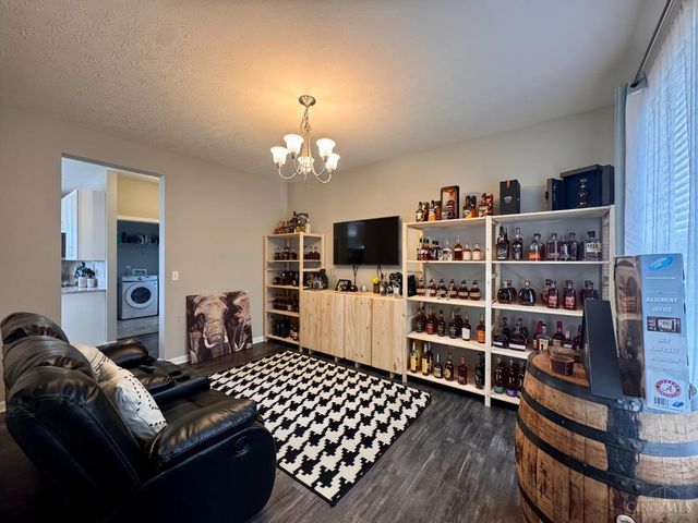 1021 Golden Oak Drive, Hamilton, OH 45013