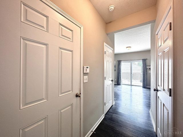 1021 Golden Oak Drive, Hamilton, OH 45013