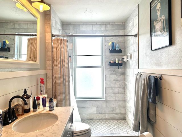 306 N HUBBARD STREET, Horicon, WI 53032