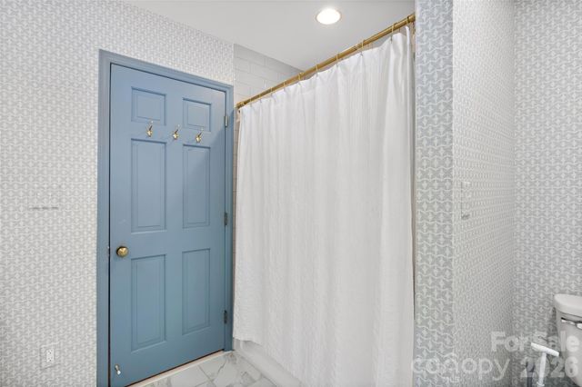 2726 Wamath Drive, Charlotte, NC 28210