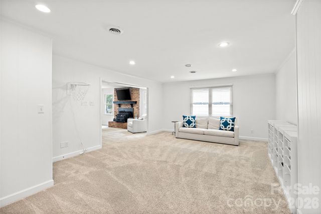2726 Wamath Drive, Charlotte, NC 28210