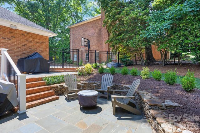 2726 Wamath Drive, Charlotte, NC 28210
