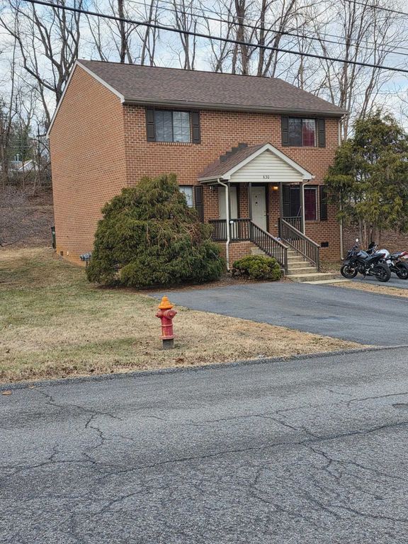 628 & 630 D ST, Staunton, VA 24401