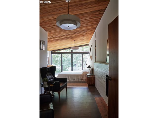 499 Nw SKYLINE Blvd, Portland, OR 97229