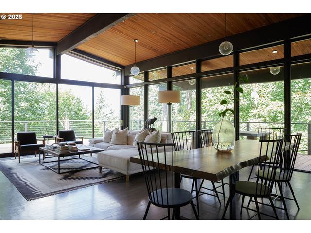499 Nw SKYLINE Blvd, Portland, OR 97229