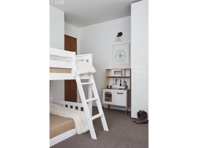 499 Nw SKYLINE Blvd, Portland, OR 97229