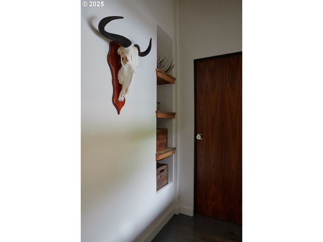 499 Nw SKYLINE Blvd, Portland, OR 97229